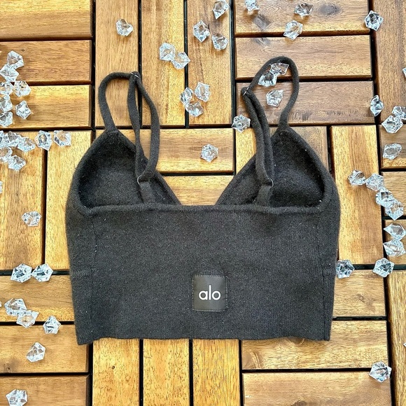 Alo Yoga Cashmere Jet Set Bra in Espresso - Picture 9 of 10